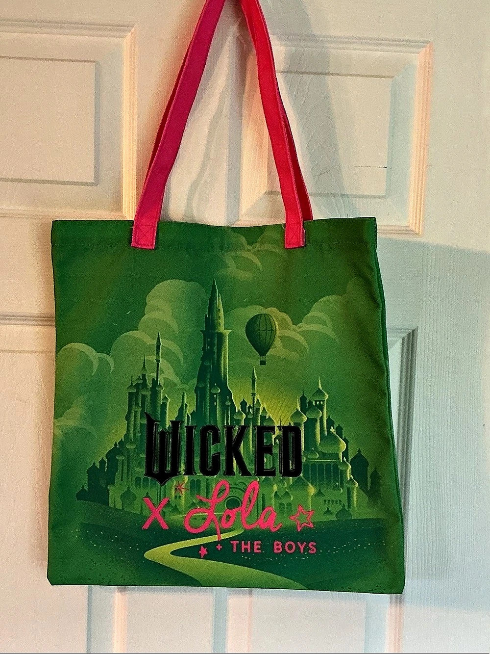 2 Universal Pictures Wicked x Lola Graphic Totes in Green & Pink Like New